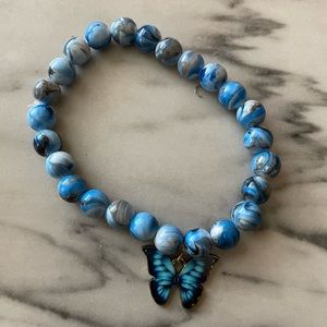 Handmade customizable beaded bracelet with or with charms